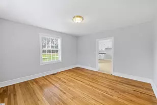 130 Old Locust Hill Rd, Taylors, SC 29687 - Photo 6