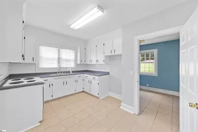 130 Old Locust Hill Road, Taylors, SC 29687 - Photo 12