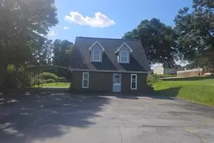 4612 Moorefield Memorial Hwy, Pickens, SC 29671 - Photo 4