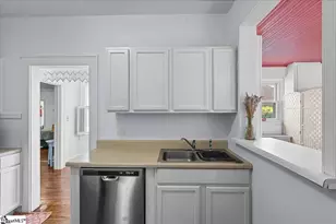 803 S Limestone St, Gaffney, SC 29341 - Photo 22