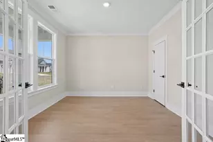 213 Dapple Ln, Simpsonville, SC 29681 - Photo 2