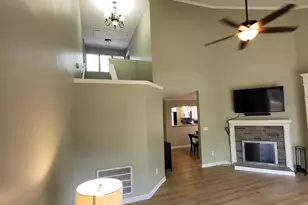 210 3 Forks Pl, Greenville, SC 29609 - Photo 12