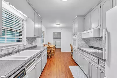 112 Lark Lane, Anderson, SC 29625 - Photo 2