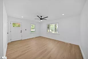 111 Tuskegee Ave, Greenville, SC 29607 - Photo 10