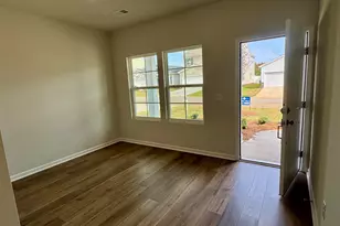 12065 Lansbury Dr, Inman, SC 29349 - Photo 4