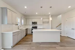 12065 Lansbury Dr, Inman, SC 29349 - Photo 6