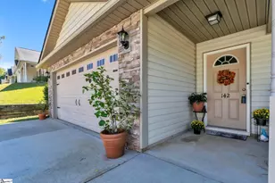 142 Midwood Rd, Travelers Rest, SC 29690 - Photo 2