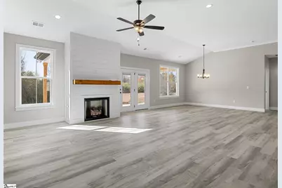 11573 New Cut Road, Campobello, SC 29322 - Photo 10