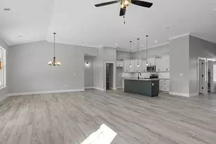 11573 New Cut Rd, Campobello, SC 29322 - Photo 10