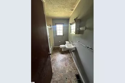 656 S Center Street, Spartanburg, SC 29301 - Photo 16