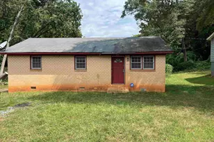 656 S Center St, Spartanburg, SC 29301 - Photo 1