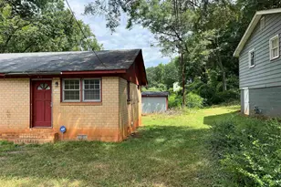 656 S Center St, Spartanburg, SC 29301 - Photo 6