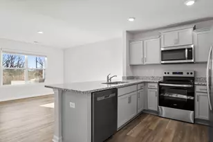 426 Silicon Dr, Greenville, SC 29605 - Photo 14