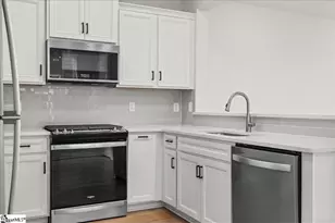 181 Dalmatian Dr, Spartanburg, SC 29307 - Photo 10