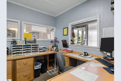 111 W Rutledge Avenue, Gaffney, SC 29340 - Photo 10