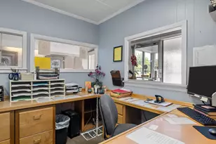 111 W Rutledge Ave, Gaffney, SC 29340 - Photo 10