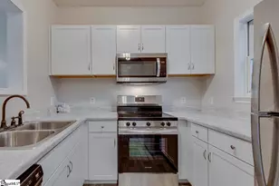 410 Richardson St, Simpsonville, SC 29681 - Photo 8