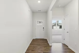 116 Depot Cir, Greenwood, SC 29646 - Photo 10