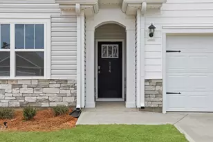 116 Depot Cir, Greenwood, SC 29646 - Photo 2