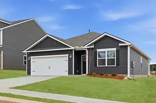 119 Depot Cir, Greenwood, SC 29646 - Photo 2