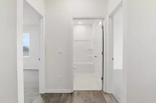 119 Depot Cir, Greenwood, SC 29646 - Photo 6