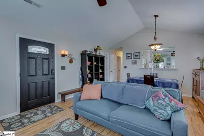 5 Bailess Court, Greer, SC 29650 - Photo 2