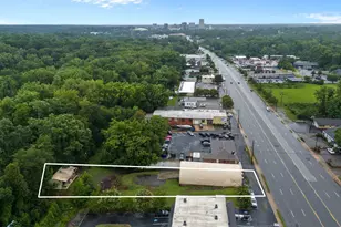 730 Wade Hampton Blvd, Greenville, SC 29609 - Photo 2