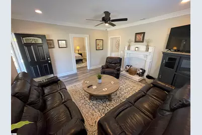 315 N Maple Street, Simpsonville, SC 29681 - Photo 10