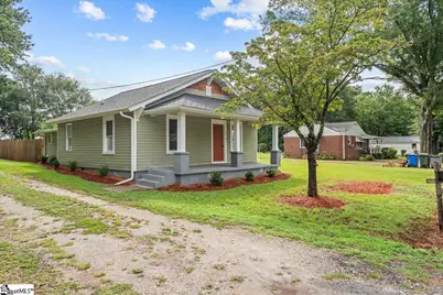 16 Bradley Street, Greenville, SC 29611 - Photo 2