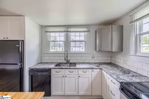 306 Poplar Dr, Greer, SC 29651 - Photo 12