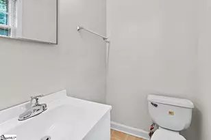 107 Avondale Rd, Greenwood, SC 29649 - Photo 10