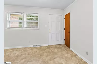 107 Avondale Road, Greenwood, SC 29649 - Photo 6