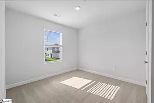 666 Cozy Blf Rd, Spartanburg, SC 29301 - Photo 14