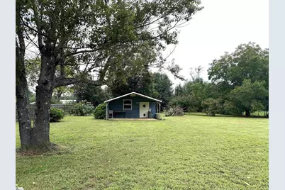 61 Meadowland Drive, Fountain Inn, SC 29644 - Photo 4