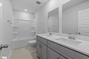 662 Cozy Blf Rd, Spartanburg, SC 29301 - Photo 12