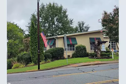 100 Edgewood Avenue, Landrum, SC 29356 - Photo 2