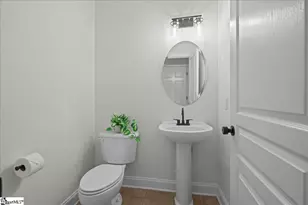 507 E Perkins Creek Rd, Seneca, SC 29678 - Photo 8