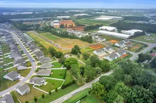 1806 Fork Shoals Rd, Greenville, SC 29605 - Photo 34