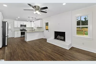 127 Wilbon Circle, Simpsonville, SC 29681 - Photo 8