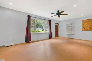 211 Beechwood Dr, Simpsonville, SC 29681 - Photo 4