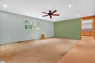 211 Beechwood Dr, Simpsonville, SC 29681 - Photo 10