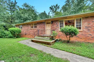 211 Beechwood Dr, Simpsonville, SC 29681 - Photo 1