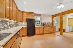 211 Beechwood Dr, Simpsonville, SC 29681 - Photo 18