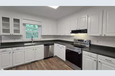 511 Foxhound Road, Simpsonville, SC 28680 - Photo 4