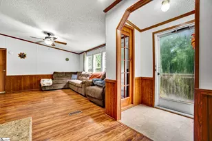 427 Whitt Rd, Piedmont, SC 29673 - Photo 2