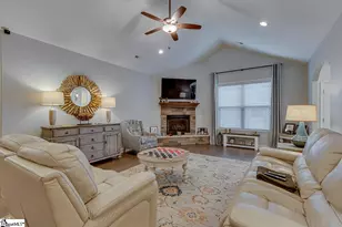 187 Bur Oak Dr, Taylors, SC 29687 - Photo 8