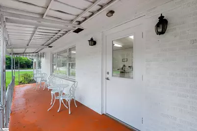 323 W Georgia Road, Simpsonville, SC 29681 - Photo 4
