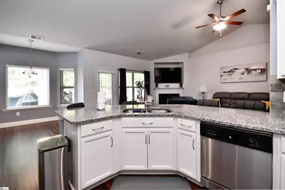 301 Beaver Lodge Way, Greenville, SC 20605 - Photo 32