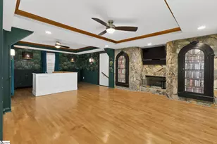 2 Robinson Rd, Taylors, SC 29687 - Photo 4