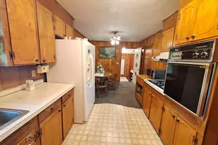 107 Pine Rd, Laurens, SC 29360 - Photo 12